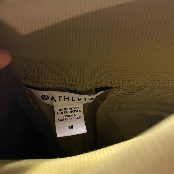Athleta Jogger Pants Med. 8-10 - Picture 4 of 4